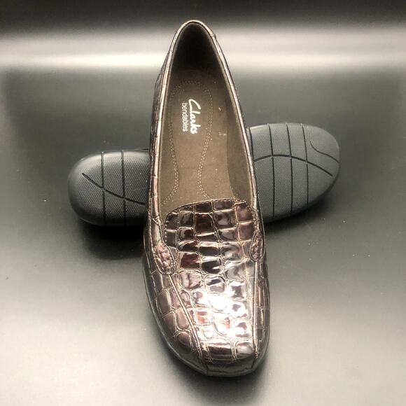Clarks bendables Brown Vegan Croc Print Loafers, Women's Size 9/EUR 39.5 - Picture 7 of 7